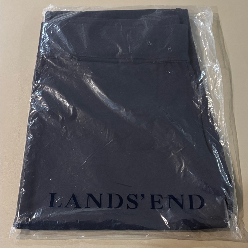 Lands' End Navy Blue Starfish Stretch Crop Pants NWT Size M - Picture 2 of 13